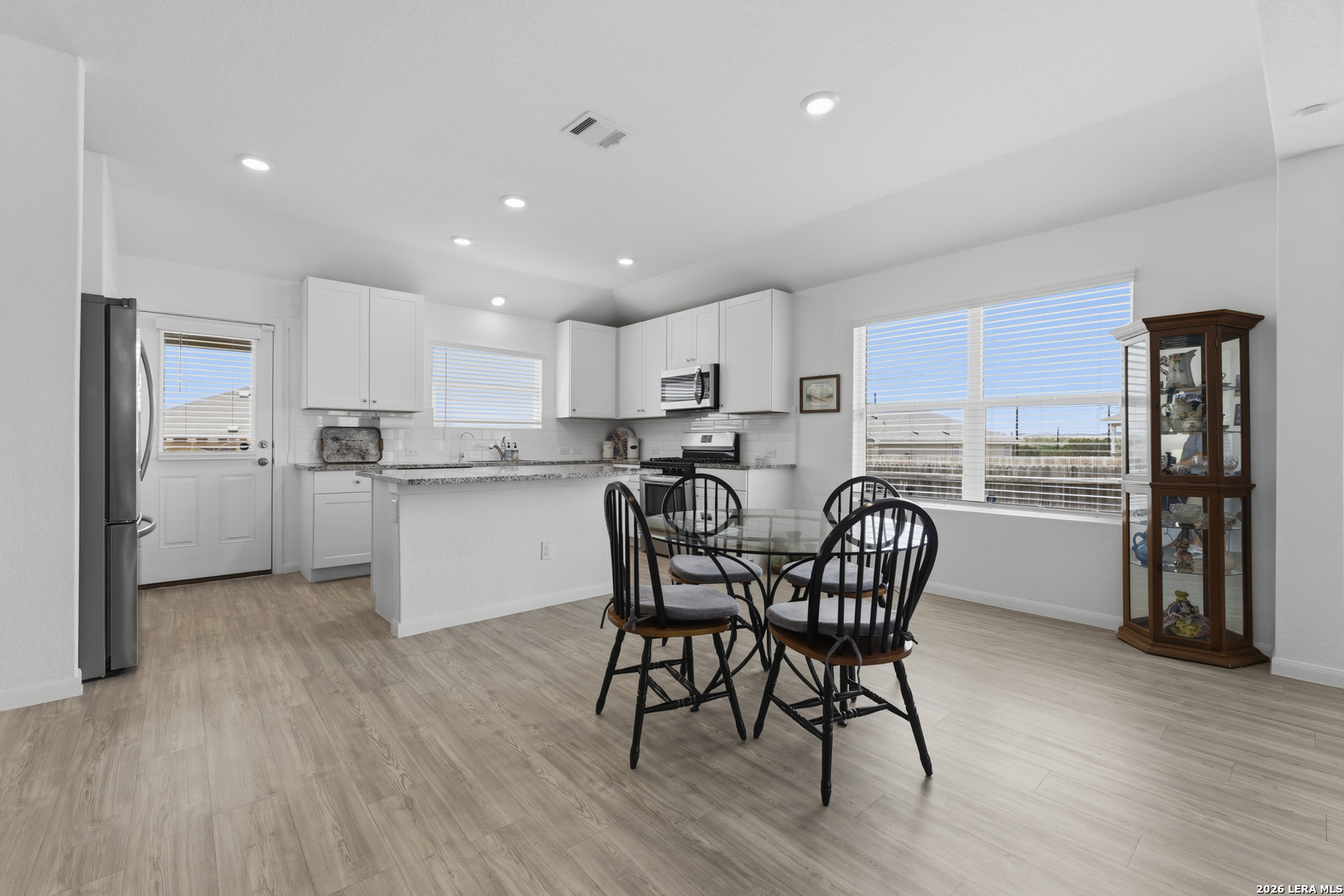 5793 Companion Loop Bulverde, TX 78163 - Photo 8 of 24