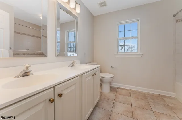 $899,000 | 215 Kuhl Road, Flemington, NJ 08822