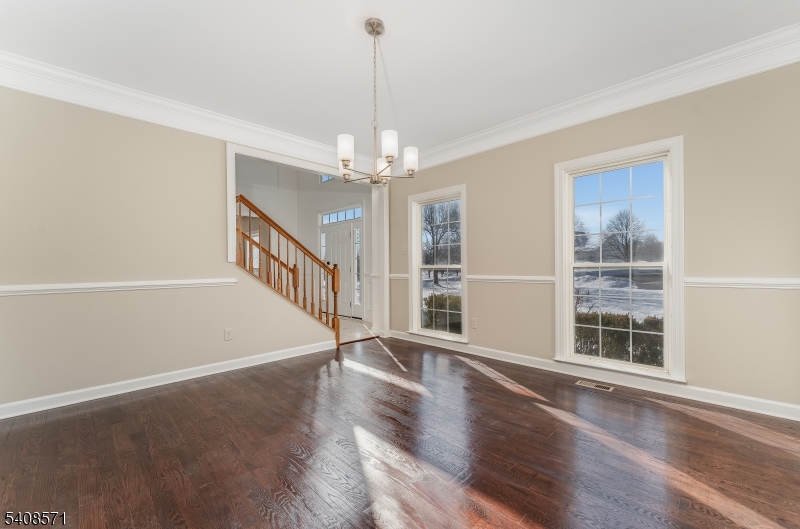 215 Kuhl Road Flemington, NJ 08822 - Photo 3 of 40