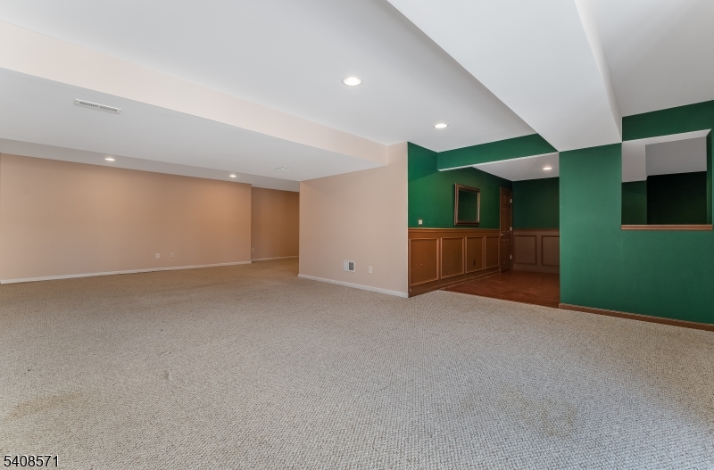 215 Kuhl Road Flemington, NJ 08822 - Photo 33 of 40