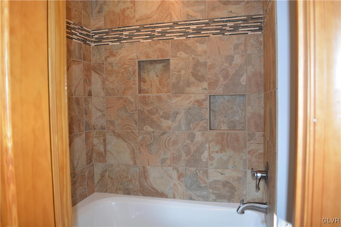 1260 Clearfield Road Nazareth, PA 18064 - Photo 8 of 23