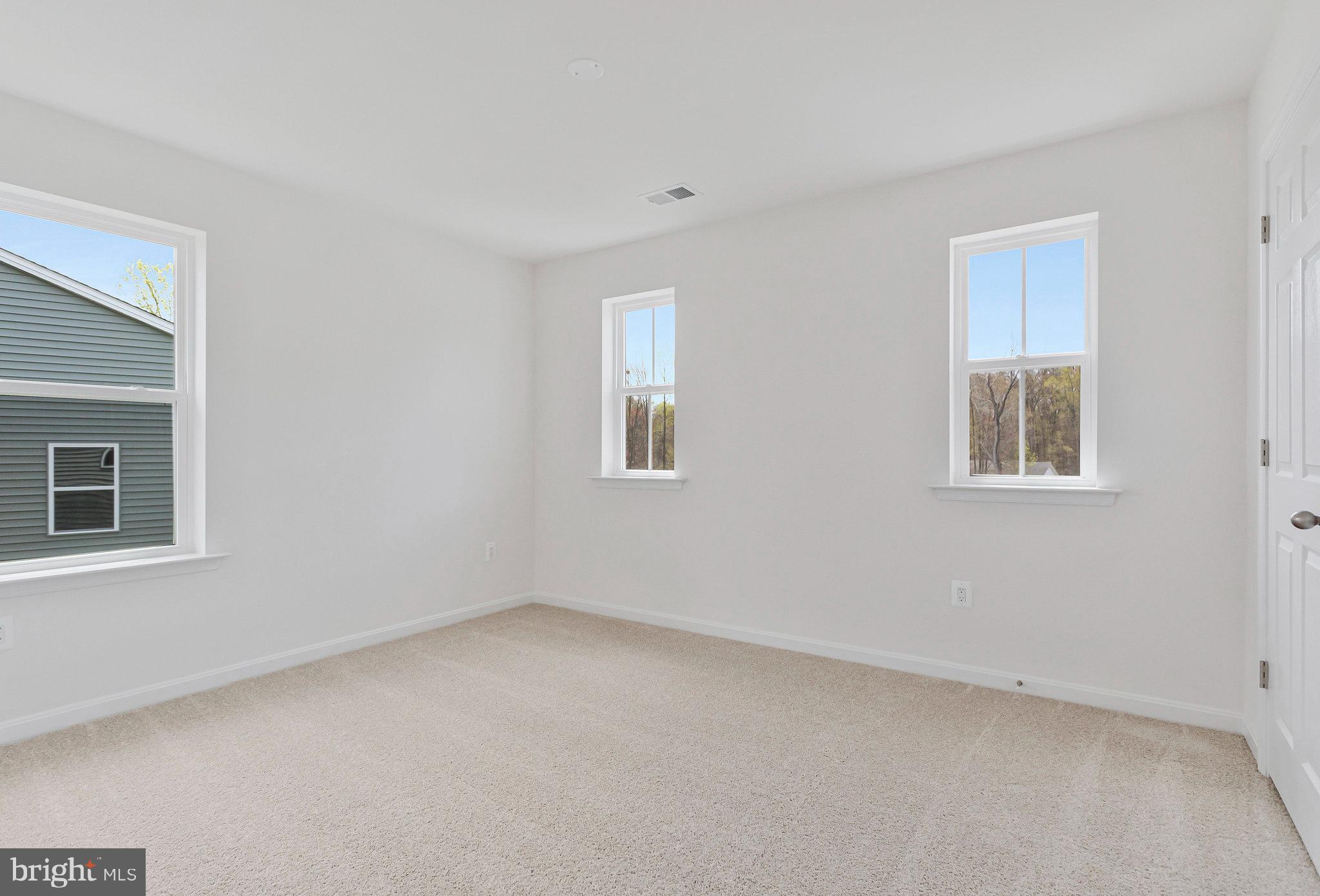 18 Poplar Court North East, MD 21901 - Photo 28 of 42 a view of an empty room with a window
