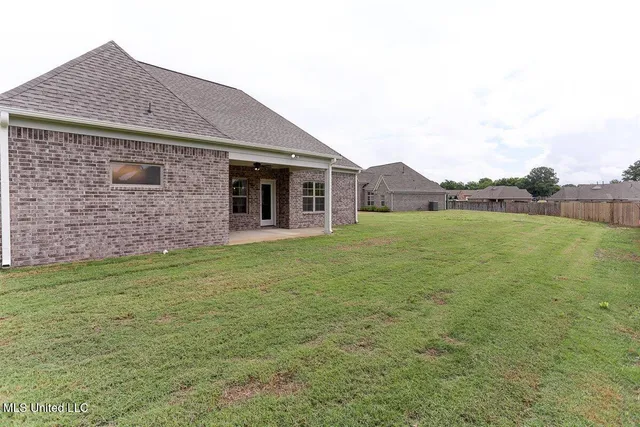 $319,900 | 7735 Carmel Cove, Walls, MS 38680
