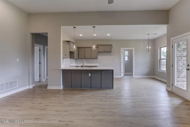 $319,900 | 7735 Carmel Cove, Walls, MS 38680