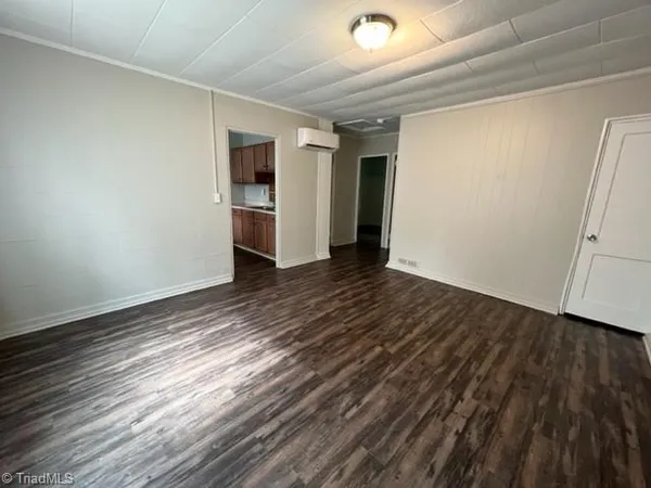 $775 | 1209 Gatewood Avenue, Greensboro, NC 27405