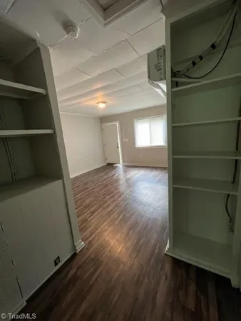 $775 | 1209 Gatewood Avenue, Greensboro, NC 27405