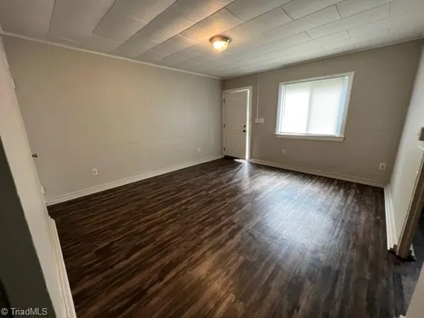 $775 | 1209 Gatewood Avenue, Greensboro, NC 27405