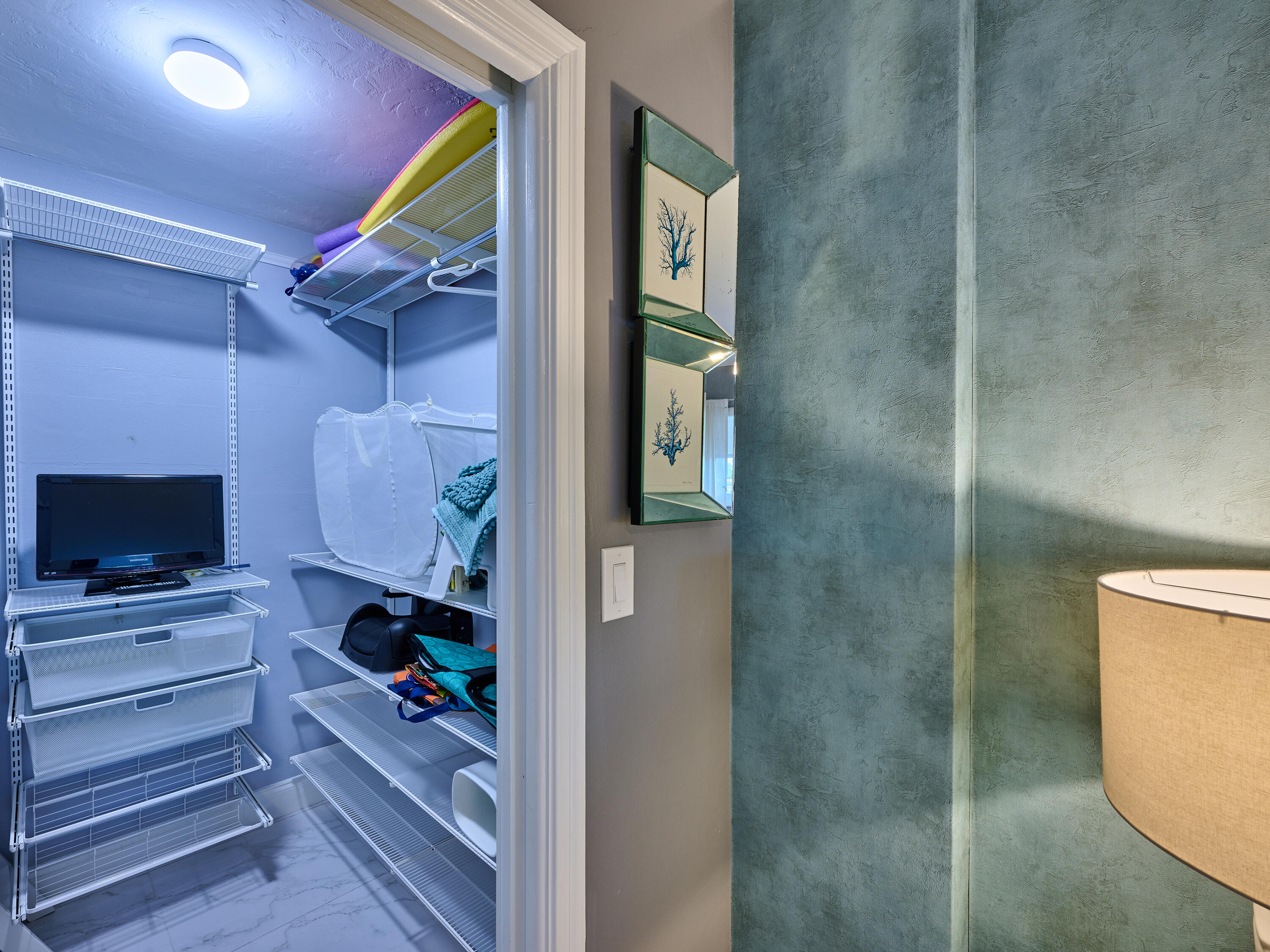 1001 East Camino Real, Unit 505N Boca Raton, FL 33432 - Photo 31 of 43 Guest Bedroom Closet