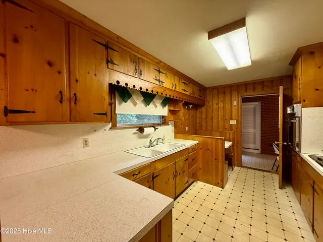 $253,500 | 102 Long Ridge Road, Plymouth, NC 27962