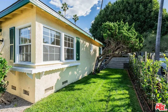 $3,895 | 2310 1/2 Pisani Place, Venice, CA 90291