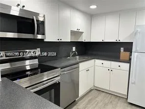 $169,000 | 13499 Biscayne Boulevard, Unit 801, North Miami, FL 33181
