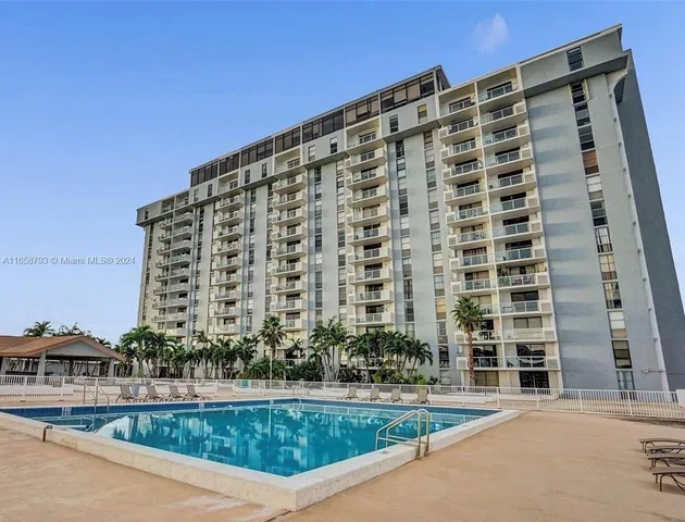 $239,000 | 13499 Biscayne Boulevard, Unit 801, North Miami, FL 33181