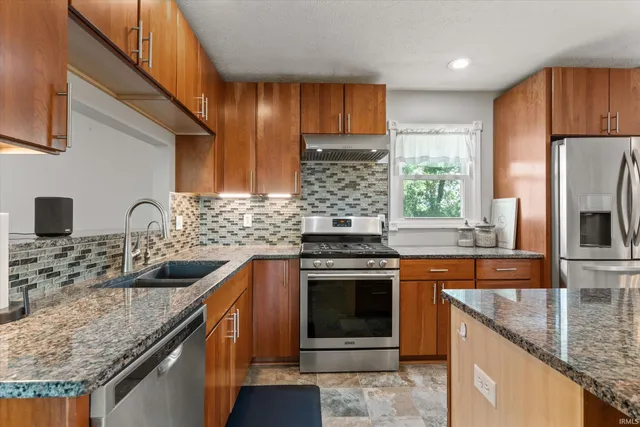 $455,000 | 11625 Sharpe Bridge Court, Granger, IN 46530