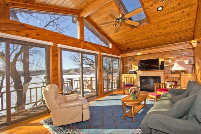 N7623 Ridge Road, Whitewater, WI 53190