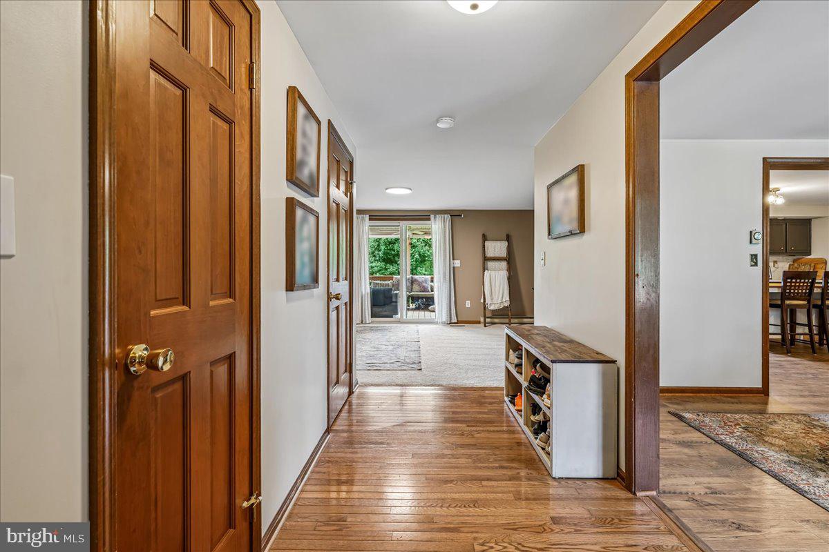 4444 Mills Road Sharpsburg, MD 21782 - Photo 5 of 36 Gallery Image 5