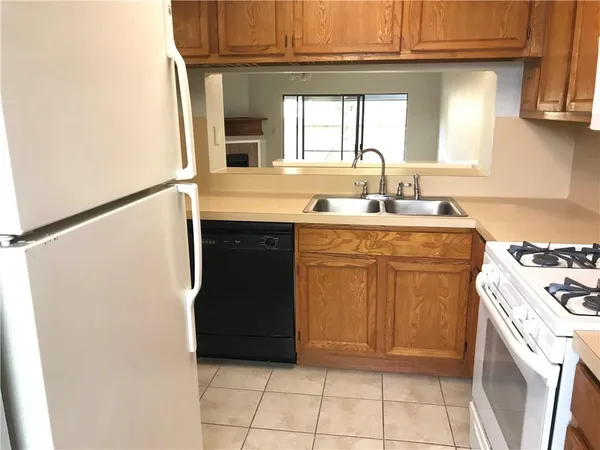 $1,495 | 1411 Gracy Farms Lane, Unit 16, Austin, TX 78758