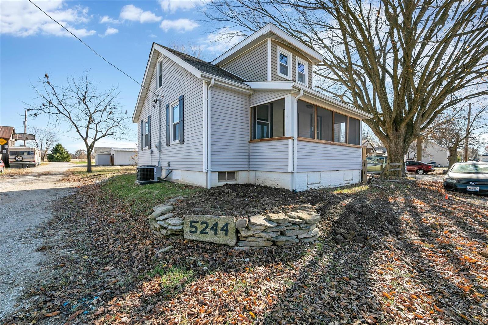 5244 Kaskaskia Road Waterloo, IL 62298 - Photo 2 of 30
