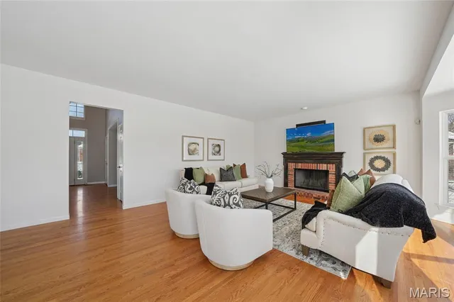 $760,000 | 720 Summer Oak Drive, Ellisville, MO 63021