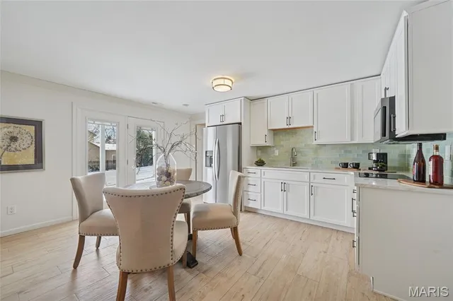 $760,000 | 720 Summer Oak Drive, Ellisville, MO 63021