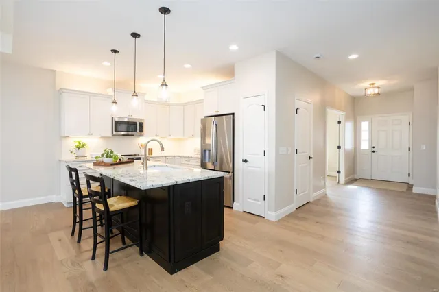 $538,694 | 190 Santa Elena Drive, Wentzville, MO 63385