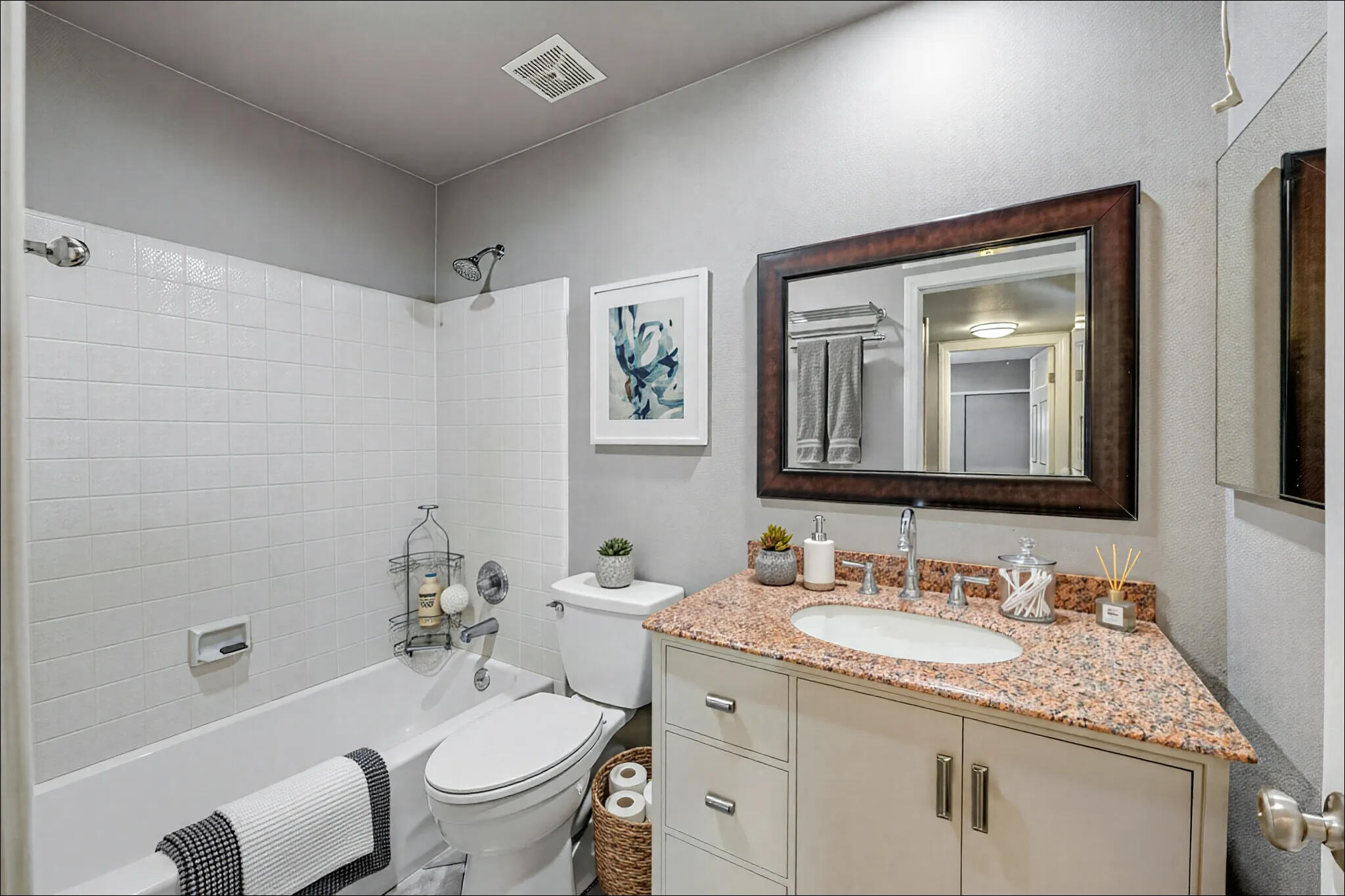 1111 East Ramon Road, Unit 1 Palm Springs, CA 92264 - Photo 8 of 13 collov-ai_20250910130252_32umum
