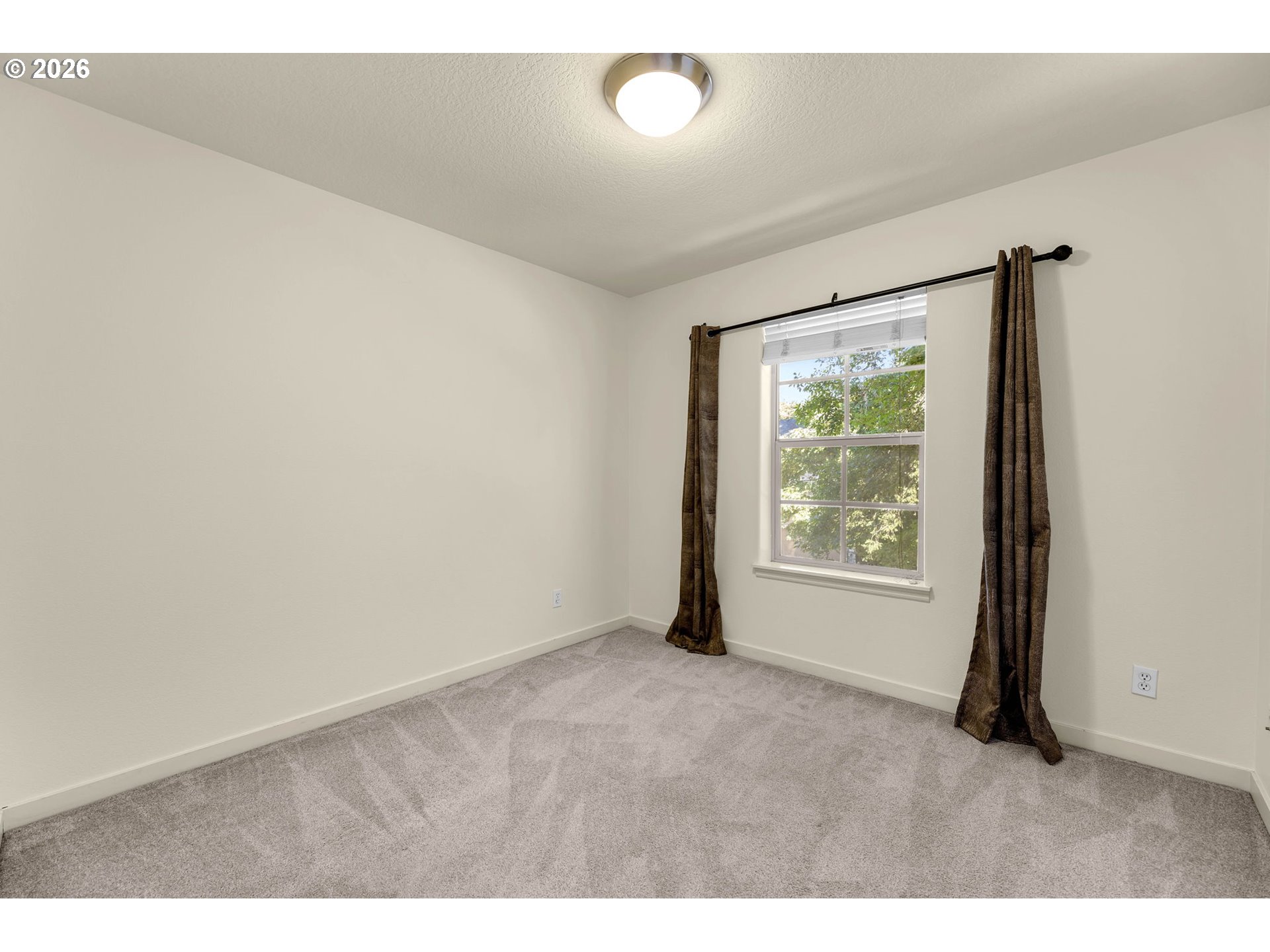 16018 Southwest 77th Terrace Portland, OR 97224 - Photo 38 of 48