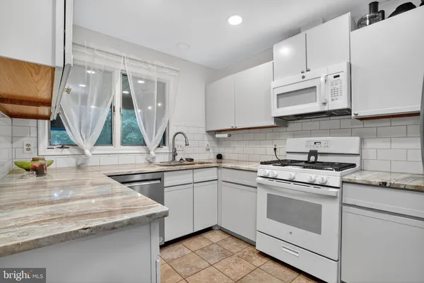 $288,000 | 2235 Brigantine Boulevard, Greenbackville, VA 23356