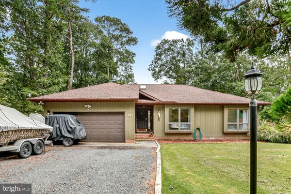$288,000 | 2235 Brigantine Boulevard, Greenbackville, VA 23356