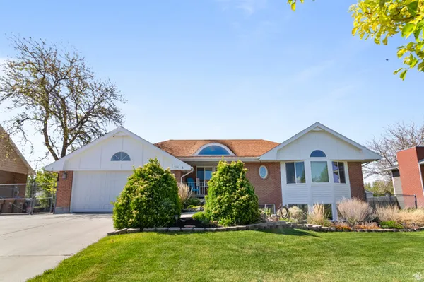 $899,900 | 514 East 12600th Street South, Draper, UT 84020