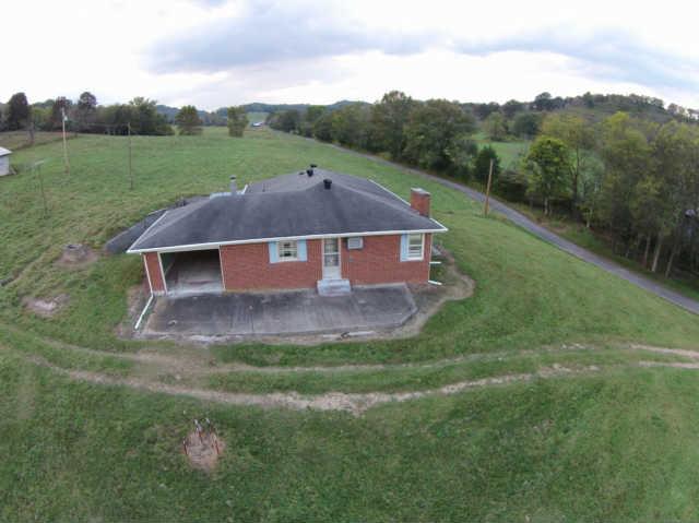 307 Echo Road Hartsville, TN 37074 - Photo 5 of 18 Gallery Image 5