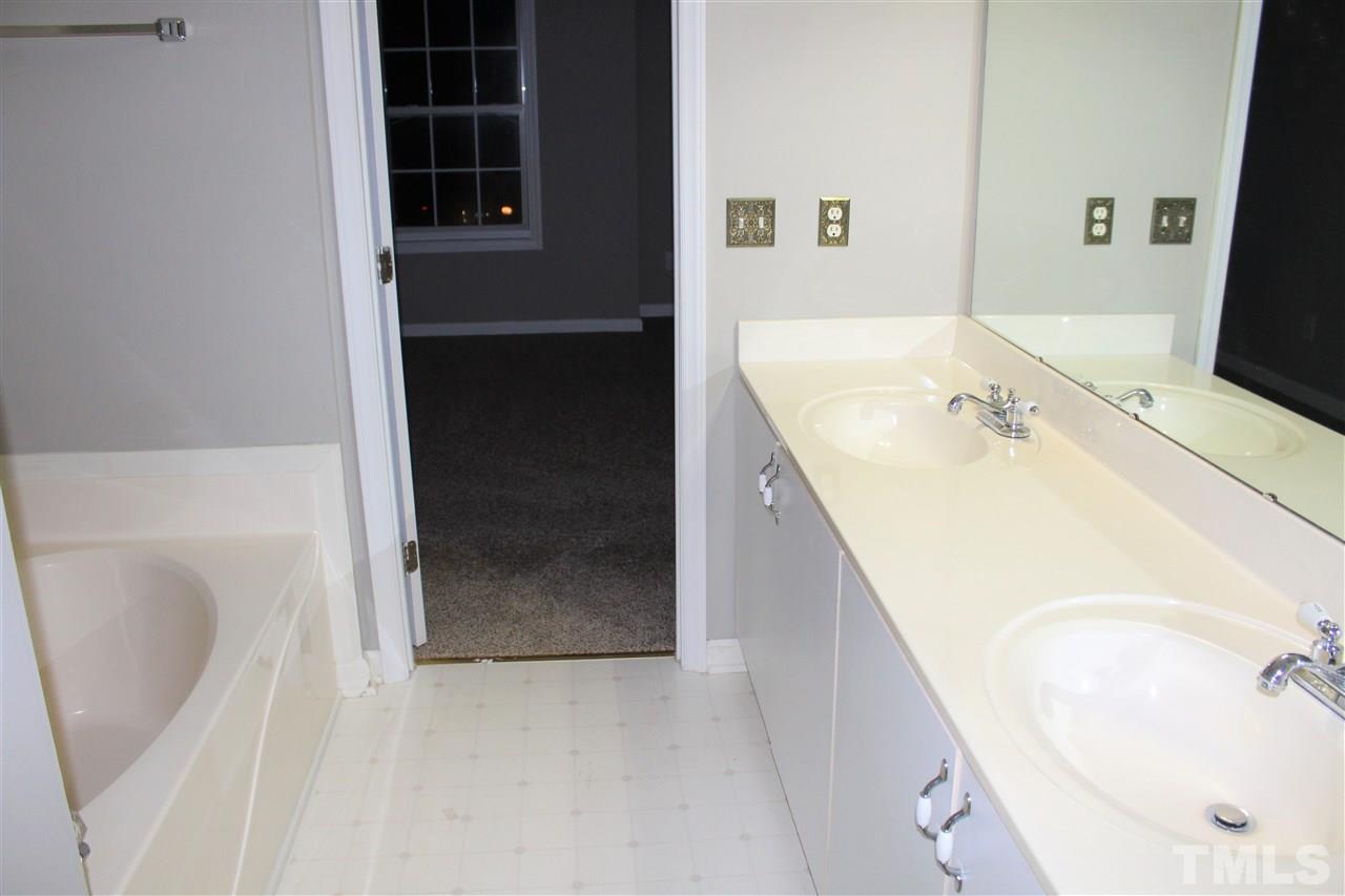 2104 Timken Court Raleigh, NC 27604 - Photo 21 of 29