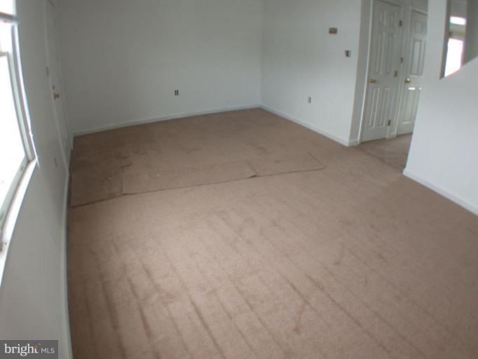 32 Waldeck Court Inwood, WV 25428 - Photo 2 of 4 Living Room