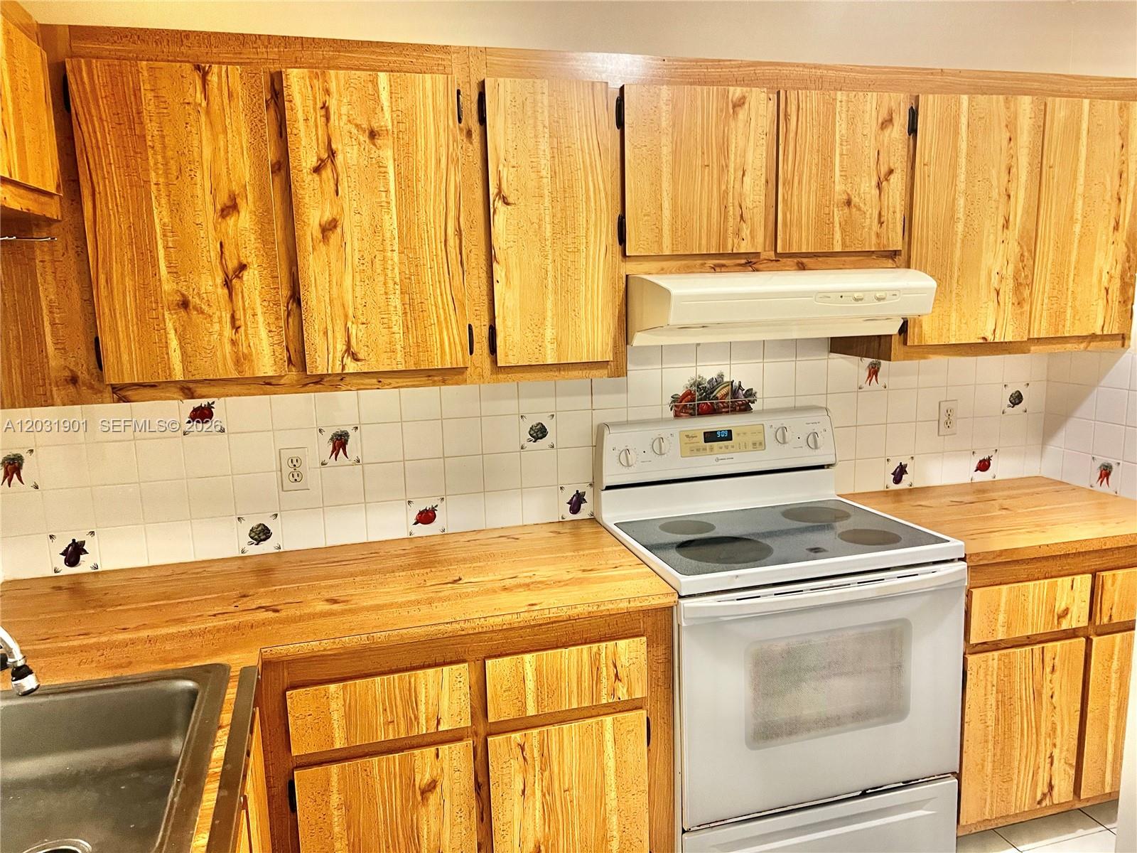 10002 Winding Lake Road, Unit 203 Sunrise, FL 33351 - Photo 7 of 15