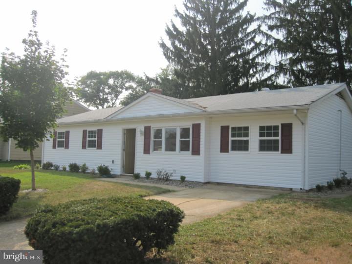 122 Garrett Road Newark, DE 19713 - Photo 1 of 14 Gallery Image 1