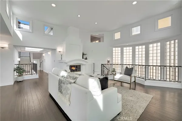 $3,785,000 | 265 Bay Shore Avenue, Long Beach, CA 90803