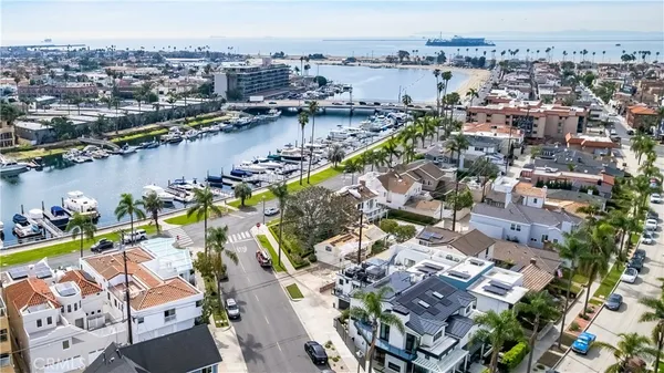 $3,785,000 | 265 Bay Shore Avenue, Long Beach, CA 90803