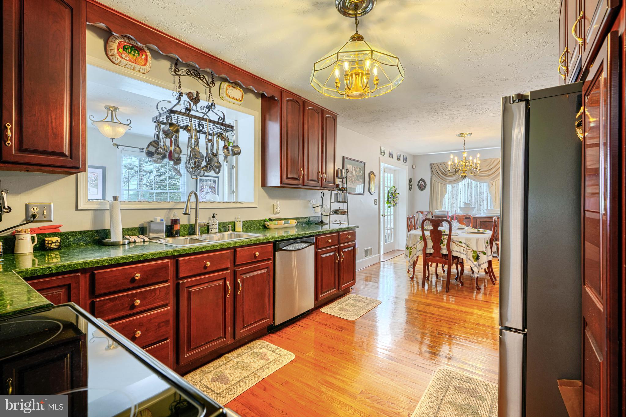 7218 Sollers Point Road Baltimore, MD 21222 - Photo 19 of 68