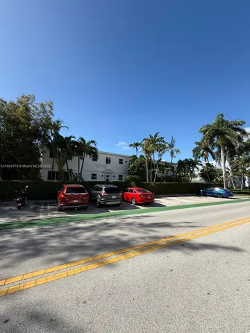 $1,700 | 10074 East Bay Harbor Drive, Unit 74C, Bay Harbor Islands, FL 33154