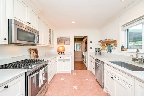 $435,000 | 304 Woodard Street, Houston, TX 77009