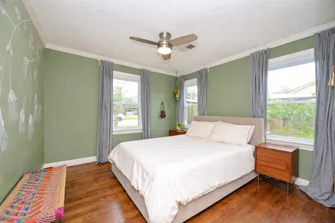 $435,000 | 304 Woodard Street, Houston, TX 77009