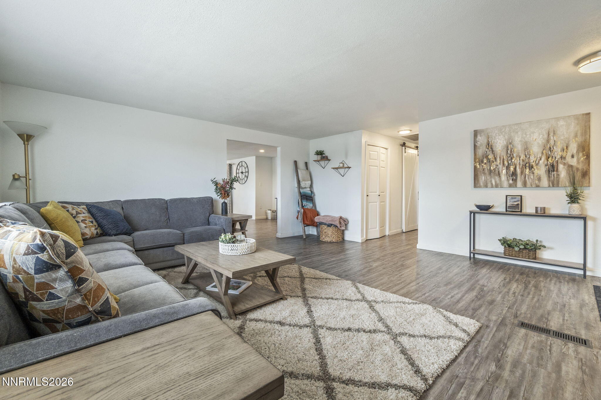701 Bowman Drive Reno, NV 89503 - Photo 14 of 34 20c
