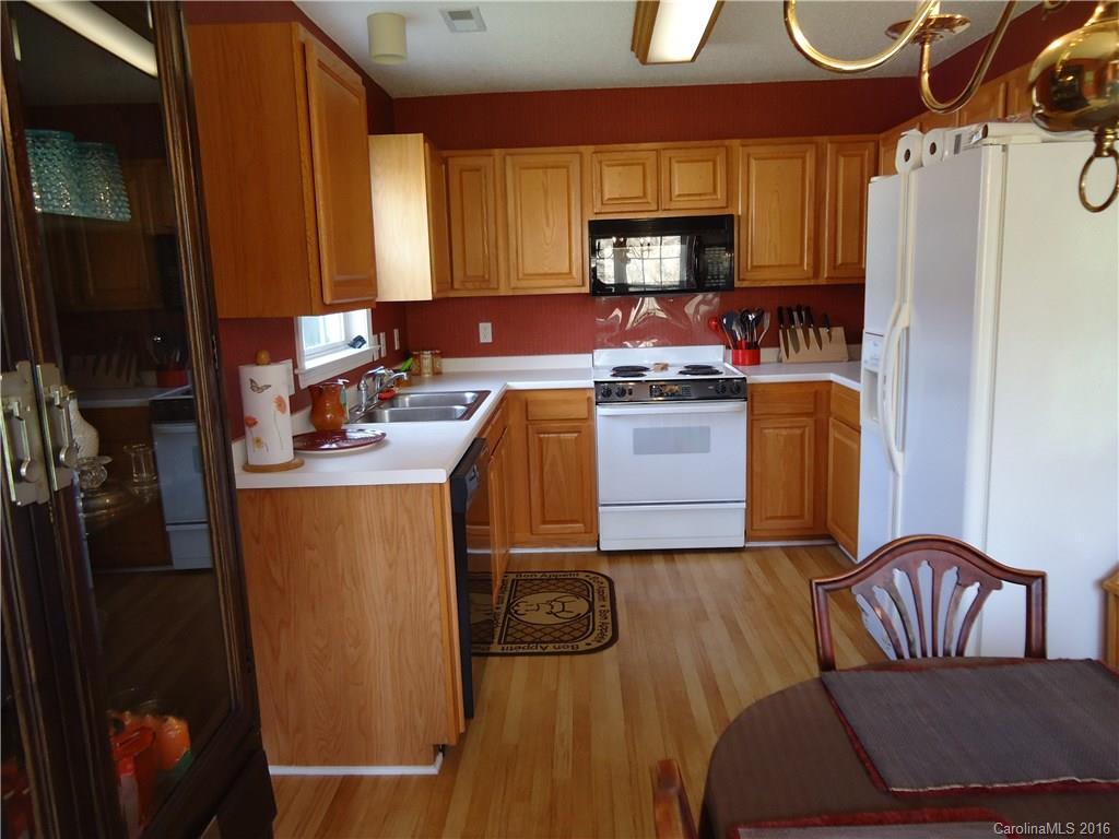 209 English Oak Road, Unit 156 Fletcher, NC 28732 - Photo 11 of 21