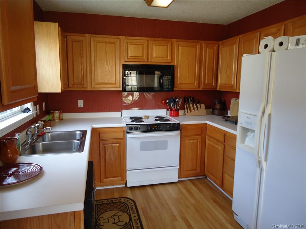 209 English Oak Road, Unit 156 Fletcher, NC 28732 - Photo 9 of 21