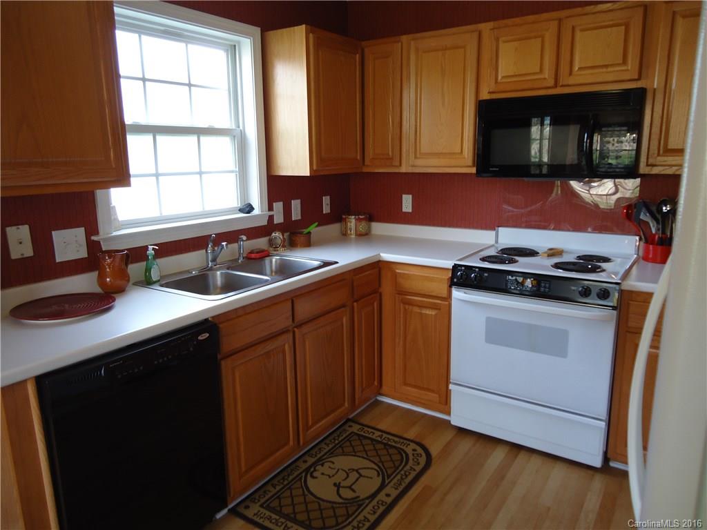 209 English Oak Road, Unit 156 Fletcher, NC 28732 - Photo 10 of 21