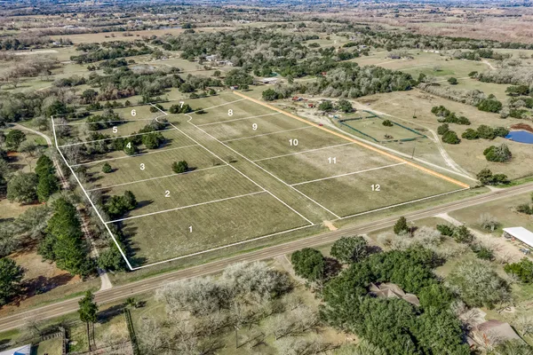 view of a tennis court