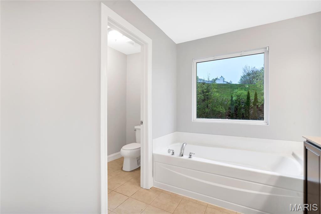 423 Hillington Drive Eureka, MO 63025 - Photo 24 of 37