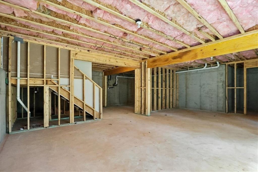 4034 Links Boulevard Jefferson, GA 30549 - Photo 53 of 68 a view of an empty room