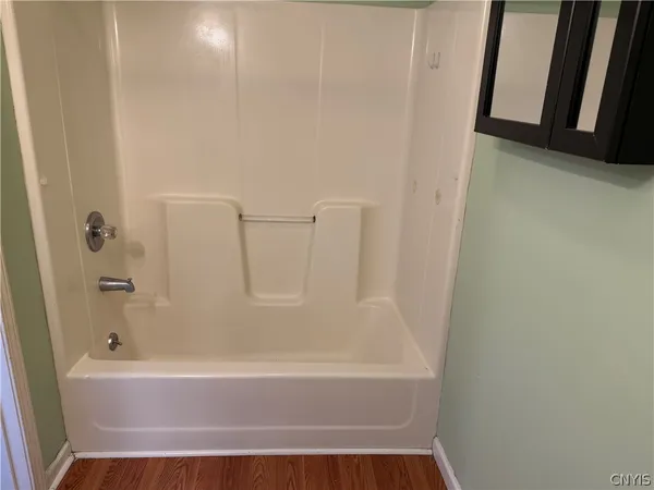 $1,200 | 4518 Hall Road, Unit B, Scriba, NY 13126