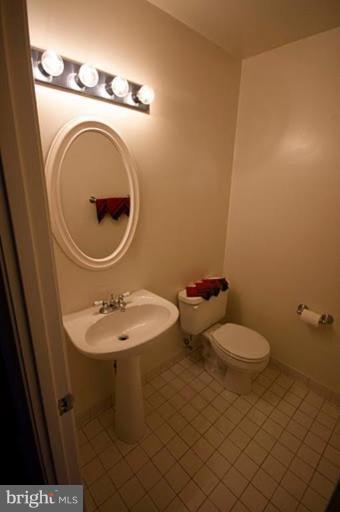 6979 Conservation Drive Springfield, VA 22153 - Photo 12 of 17 Half Bath 1