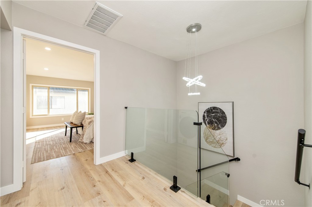 7 Sunup Irvine, CA 92603 - Photo 31 of 35